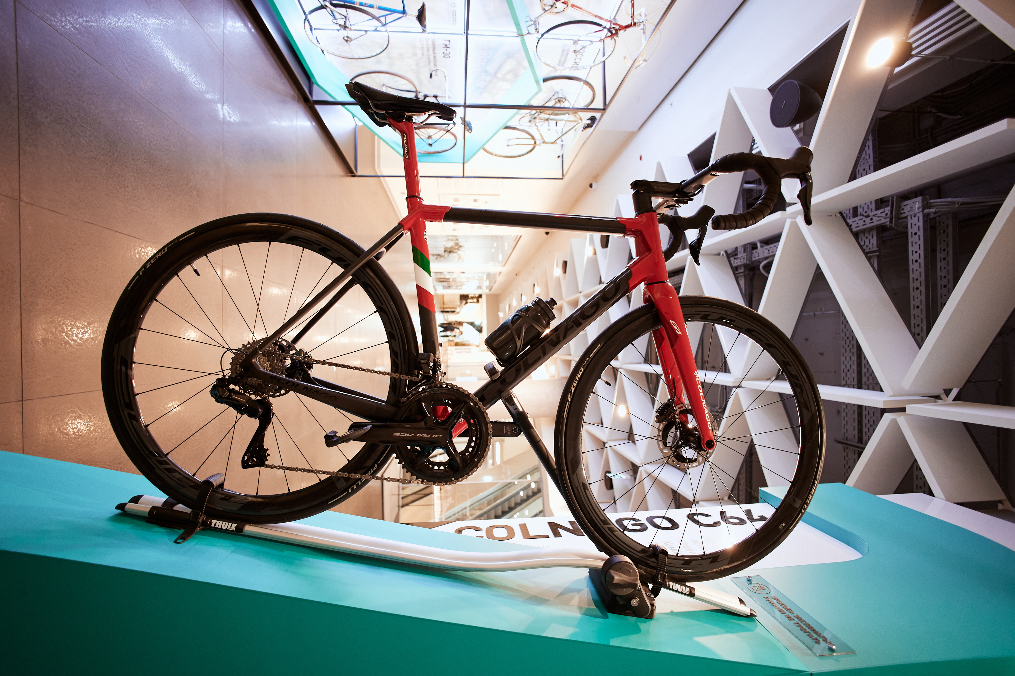 Bicycle in the City — image 7